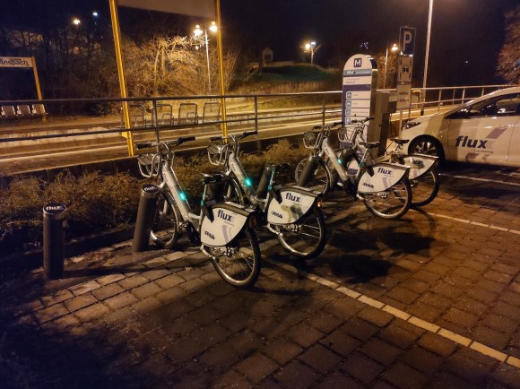 Neu-Anspach (Bahnhof): Mobilittsstation - E-Bike-Verleistation