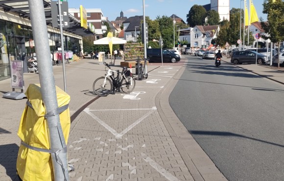 Usingen: Fahrradparkflchen Neuer Marktplatz 2024-08-26